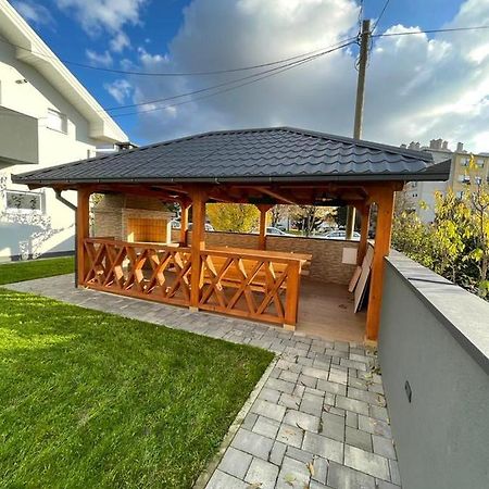Apartmani Daisy Velika Gorica Εξωτερικό φωτογραφία