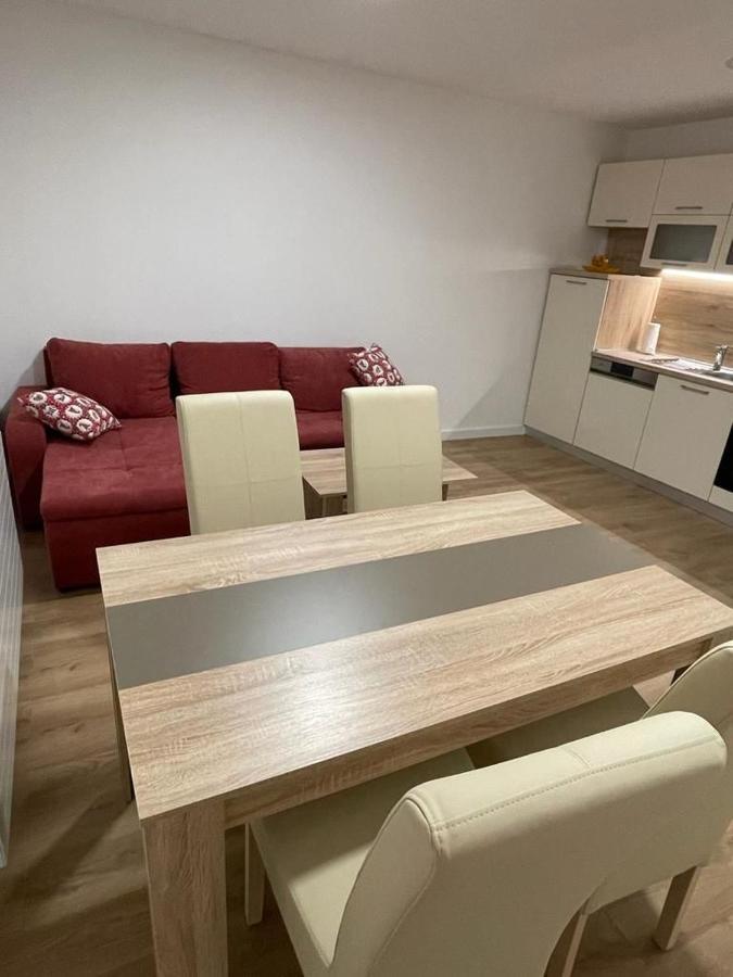 Apartmani Daisy Velika Gorica Εξωτερικό φωτογραφία