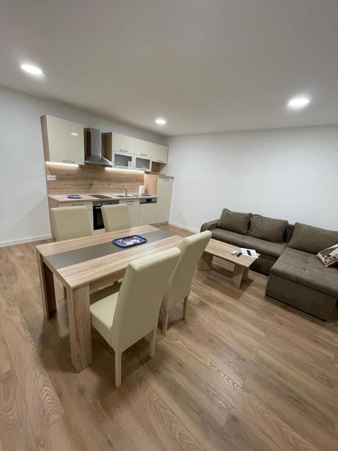 Apartmani Daisy Velika Gorica Εξωτερικό φωτογραφία